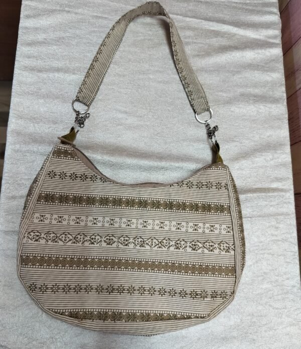 Handmade Women's shoulder Handbag - Image 6