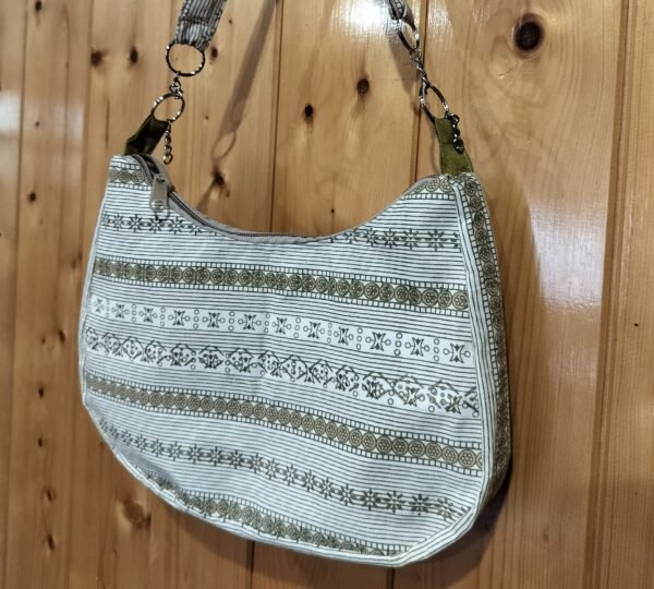 Handmade Women's shoulder Handbag - Image 4